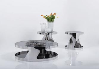 You can't go wrong with these Crome tables, they belen with both modern and Retro styles.